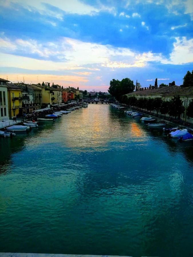 La Madonnina Vacation Flats Leilighet Peschiera del Garda Eksteriør bilde