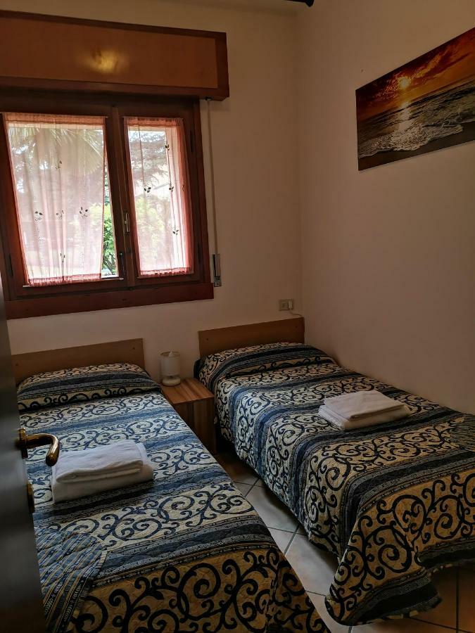 La Madonnina Vacation Flats Leilighet Peschiera del Garda Eksteriør bilde